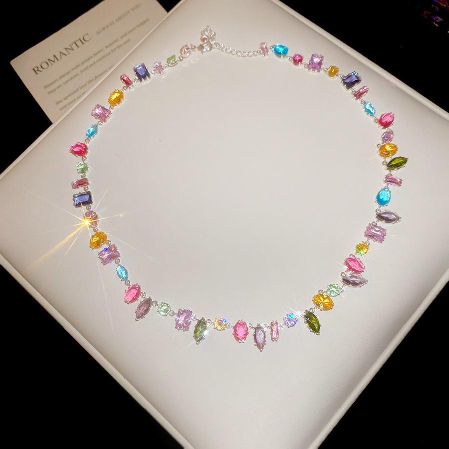 French Court Style Needle Diamond Earrings Necklace Retro Exaggerated Stud Earrings Design Sense Earrings Jewelry Set