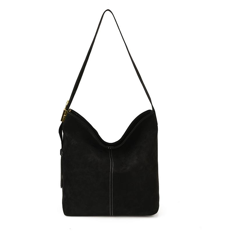 Large Capacity Bag Women's 2025 Autumn New Retro Broadband Shoulder Messenger Bag Fashionable Texture Commuter Bucket Bag