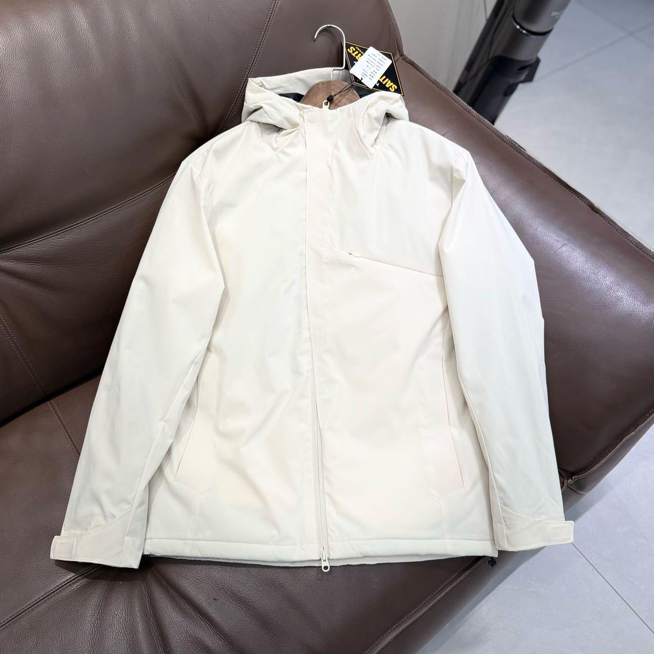 

Men s Winter Outdoor Windproof Waterproof Lightweight Hooded Cotton Jacket with Double Zipper and Temperature-Locking Warmth. XXXL