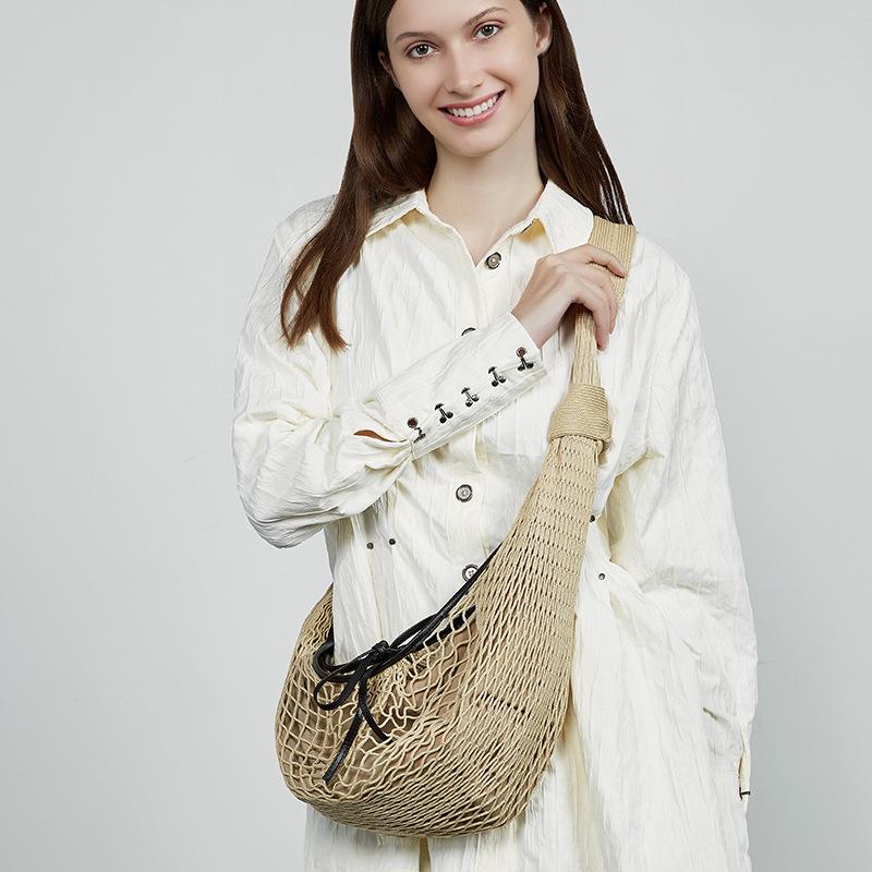 Neue Show Stricken Damen Tasche Heiße Mädchen und Nischenmode und Vielseitig Kontrastfarbe Fischnetz Horn Netz Tasche Gewebt