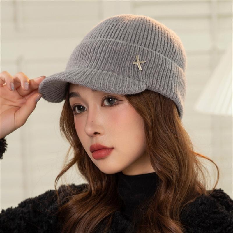 Vinter ulllue Fasjonabel allsidig med fløyelsstrikket baseballhette Small Face Varm andebbhette for kvinner