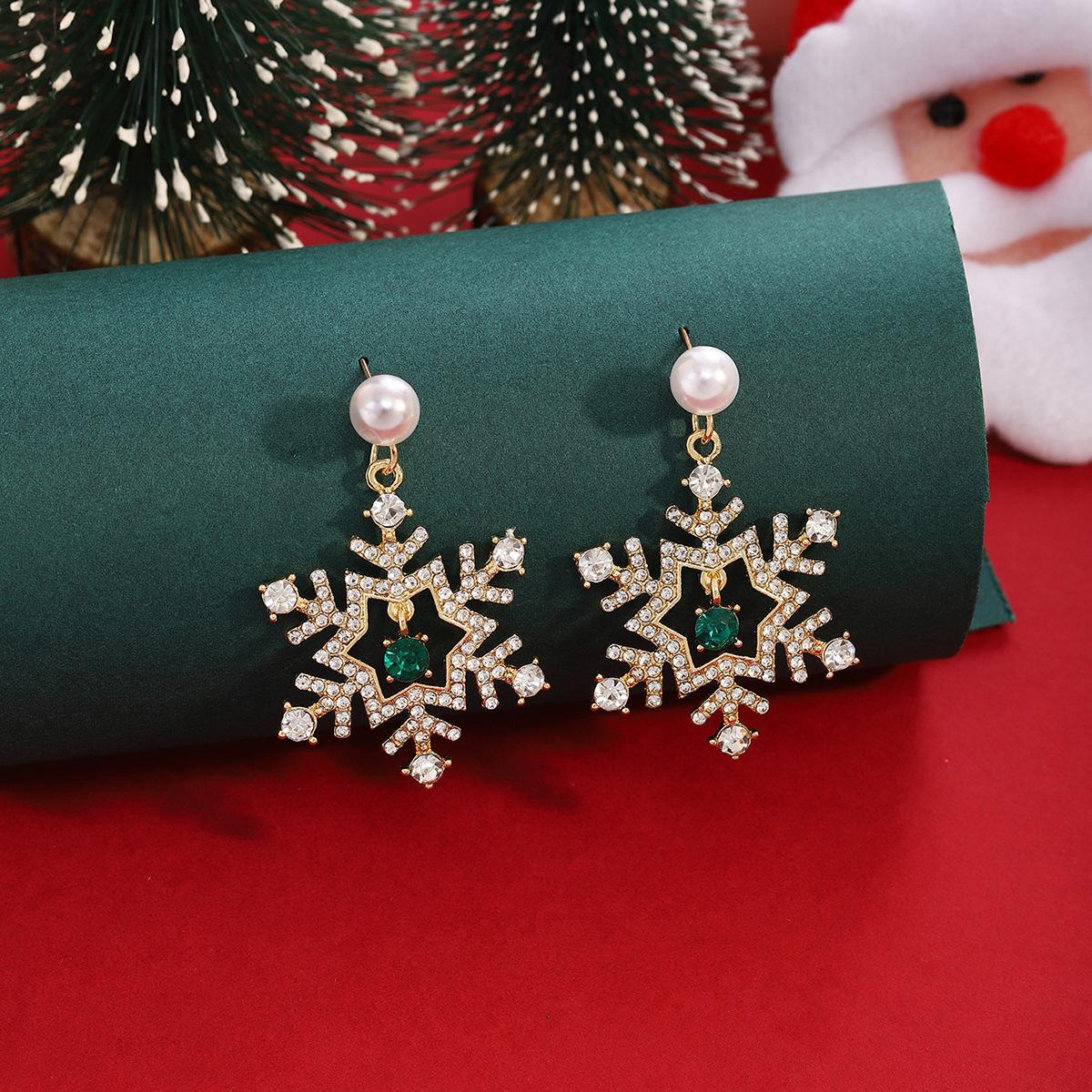 Christmas Zircon Diamond Pearl Dream Snowflake Earrings, Light Luxury High Sense Super Flash Sweet Dress Earrings Women