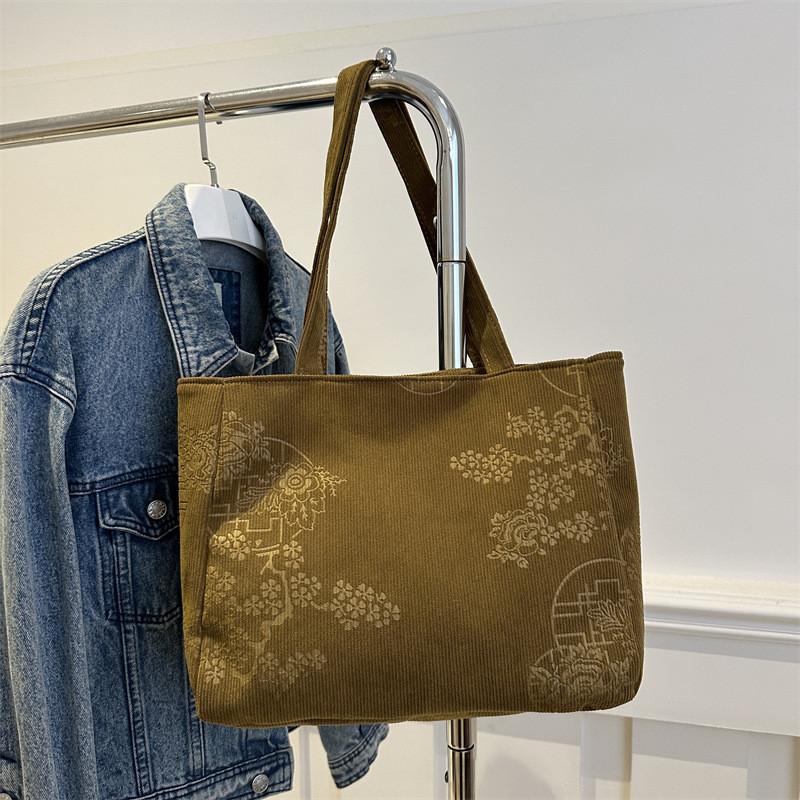 Trendy Green Shoulder Tote Bag For Women Featuring Elegant New Chinese Style Design