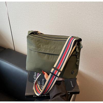 Fashion Messenger Bag Women's Simple Shoulder Ultra-light High-end Sense Niche Versatile Exquisite New Commuter Bag