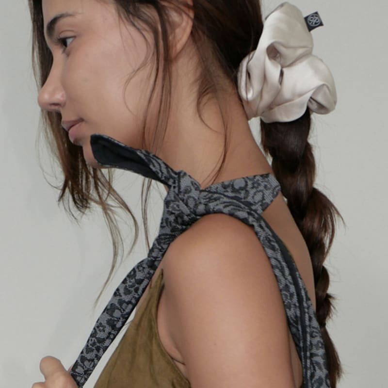 For Basic Satin Scrunchie_Large_Beige