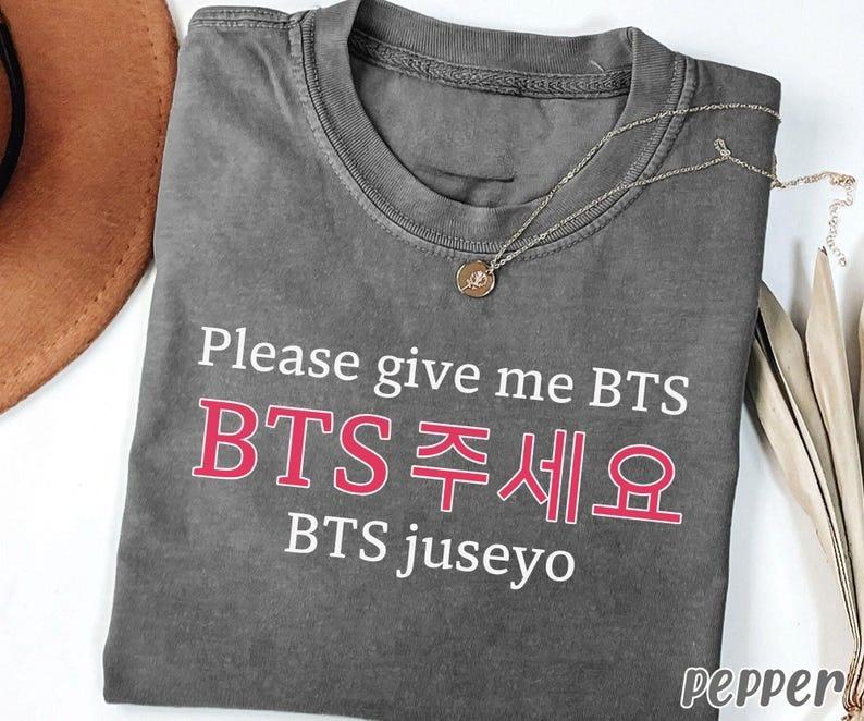 Lustiges BTS Shirt, BTS Welttournee 2026 BT21 Shirt, Bangtan Comeback 2026, BTS Konzert, Kpop Geschenk für Army, Kpop Musik Fan Geschenke