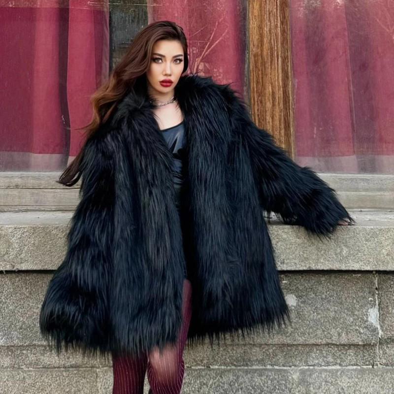 

Экологичная шуба из искусственного меха лисы для женщин - Черный, Осень/Зима 2025 L (115-135 jin) чёрный