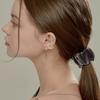 Besty Grace Pearl Earcuff