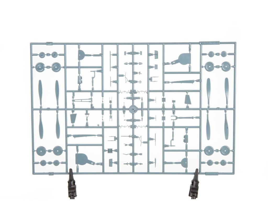 Eduard 1/48 Weekend Edition P-39K/L Airacobra Plastic Model Kit EDU8463 (Airplane)