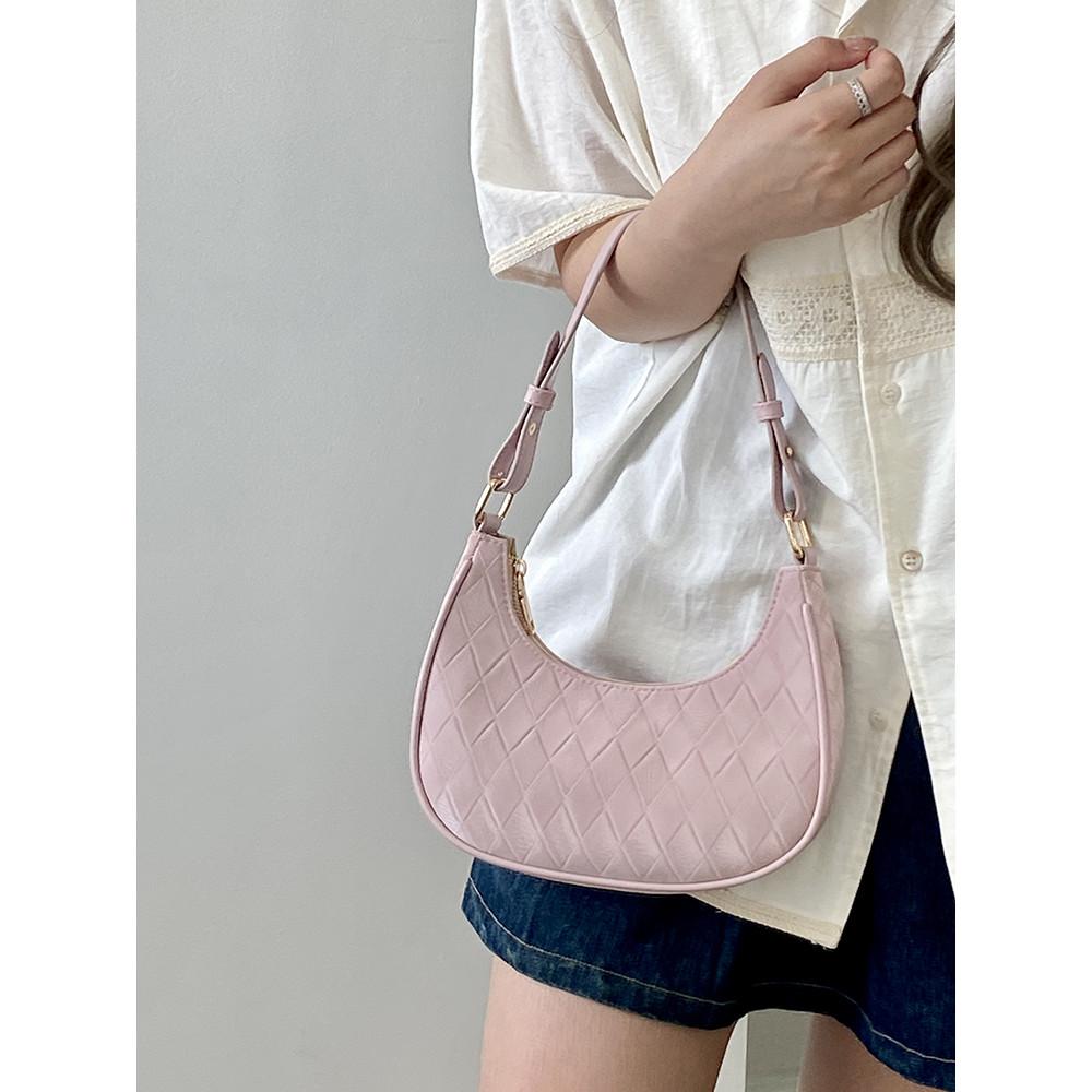 Ielgy Female Bag High-End Underarm Handbag One-Shoulder Messenger Crescent Bag