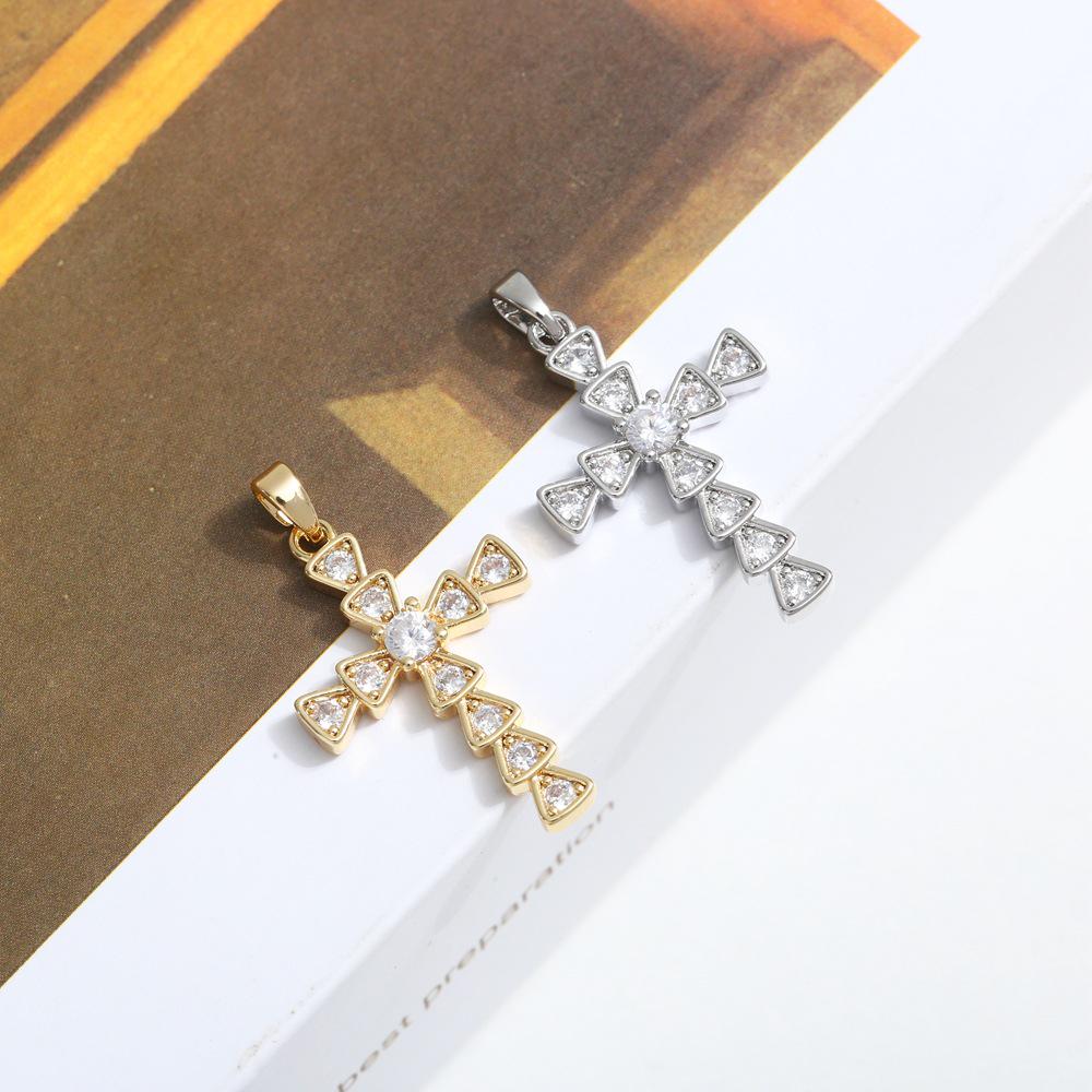 Colier cu Pandantiv Cruce din Cupru cu Zirconiu Stil Punk