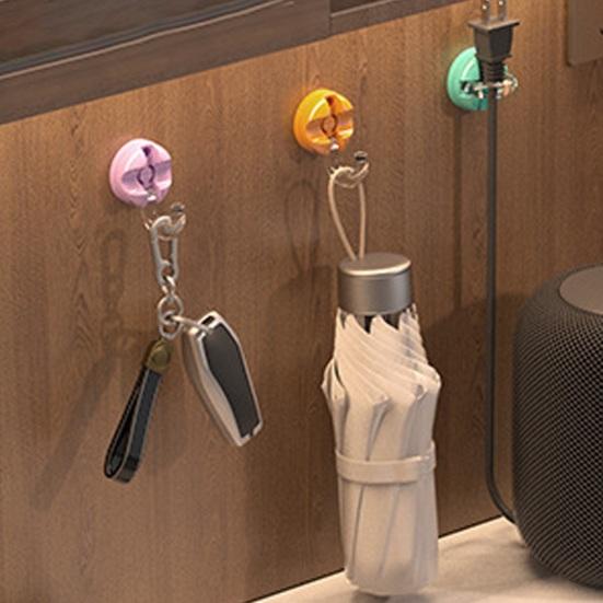 3/6 szt. Magnetyczny Klips Organizer na Kabel Obrotowy Samoprzylepny Uchwyt na Biurko na Kabel Ładujący Telefon Dane Zarządzanie Przewodami Zasilającymi Zacisk