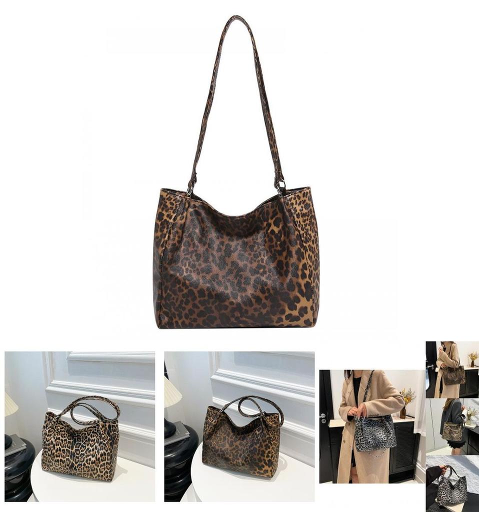 Stylish Large Capacity Casual Tote Bag With Vintage Leopard Print Design For Everyday Use