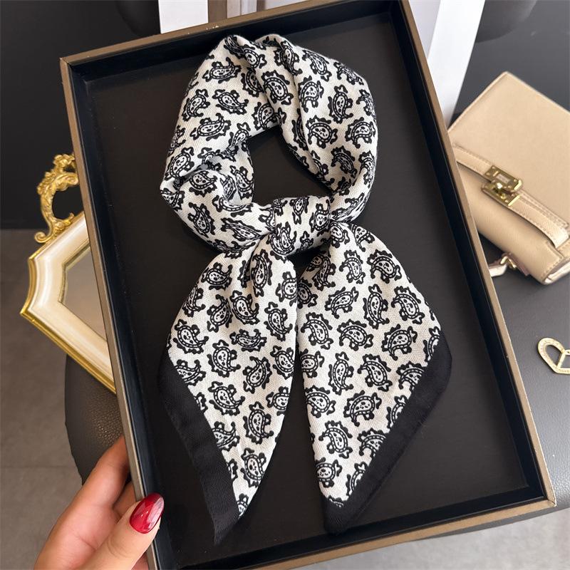Classic Cashew Imitation Velvet Herringbone Pattern Cotton and Linen Small Square Scarf Silk Scarf Headscarf Shawl Sun Protection Scarf Women's Scarf