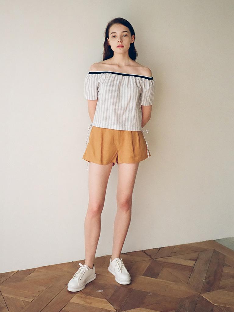 NOIR Lt Shorts (Ye)
