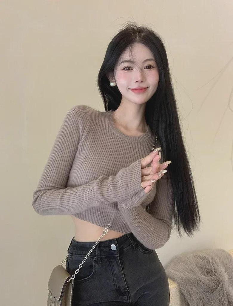 Black Long-Sleeve Cropped Knit Sweater for Women - 2023 Slim Fit Autumn/Winter Top