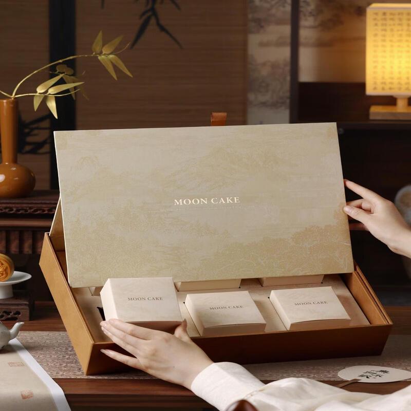 Luxury Mid-Autumn Mooncake Gift Box