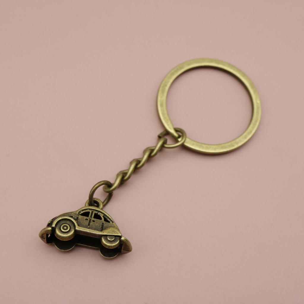 Xi Yin Vintage 3D Car Keychain Pendant