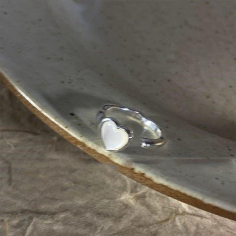 

Enamel White Butterfly Printed Ring Set For Women Heart Finger Jewelry Gift