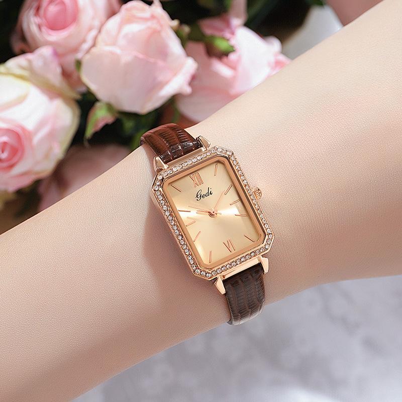 Fashion Personality Niche Square Plate Quartz Watch Women'S Diamond-Encrusted Light Luxury Temperament Student Belt Watch