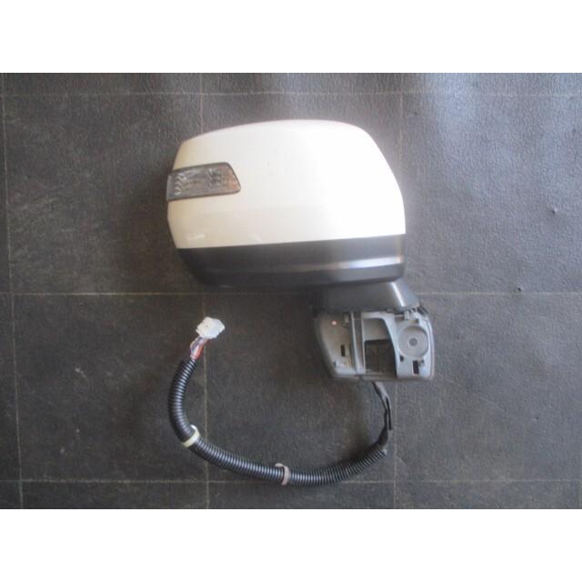 109585 DBA-RK1 Step Wagon Right Door Mirror Side Mirror 9P March 2010 [NH624P]