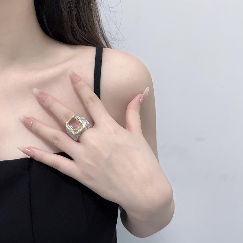 Hip-Hop Style Zircon Ring, Luxury Personality Emerald Men'S And Women'S Ring Jewelry Batch