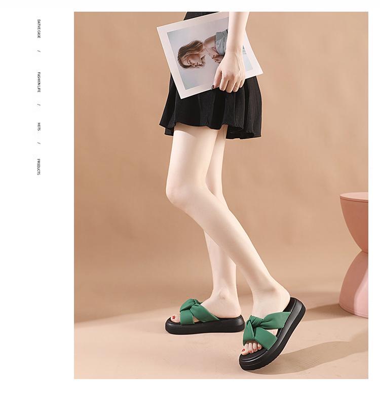 Bezaubernde grüne Damenpantoffeln mit dicker Sohle: Sommer 2025 Weiche Flache Sohlen, Perfekt für Kleider