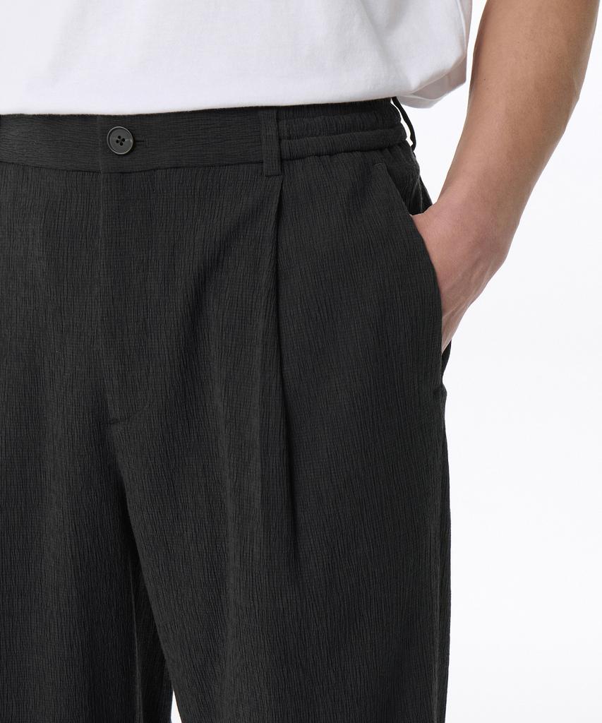 MUSINSA STANDARD Crinkle Loose Tapered Elastic Waist Pants [Dark Gray]