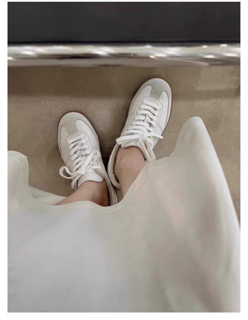 Fashion Tennis Lace-Up Hike Shoes Sneakers Cross-tied Comfort Casual Flats Shoes Woman High Quality Sport Shoes Female Sneakers