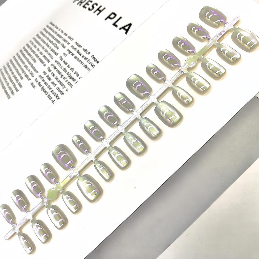 Aurora Cat-Eye Gradient Blush Electroplated Nail Tips