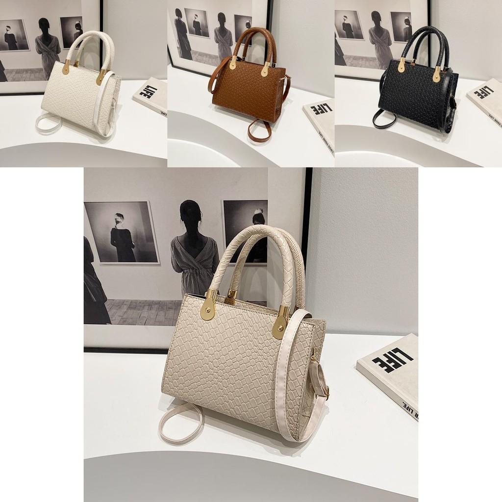 Fashionable Pu Leather Small Handbag For Women Stylish Trendy Spring 2024 Crossbody Bag For Daily Use