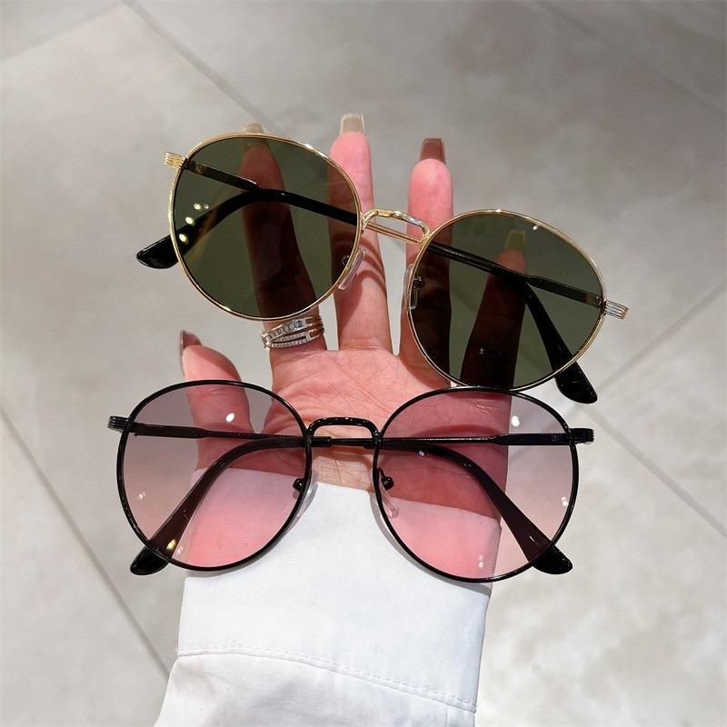 Retro OVAL Ocean Sunglasses UV Resistant Fashionable Trendy Ins Unisex Sunglasses