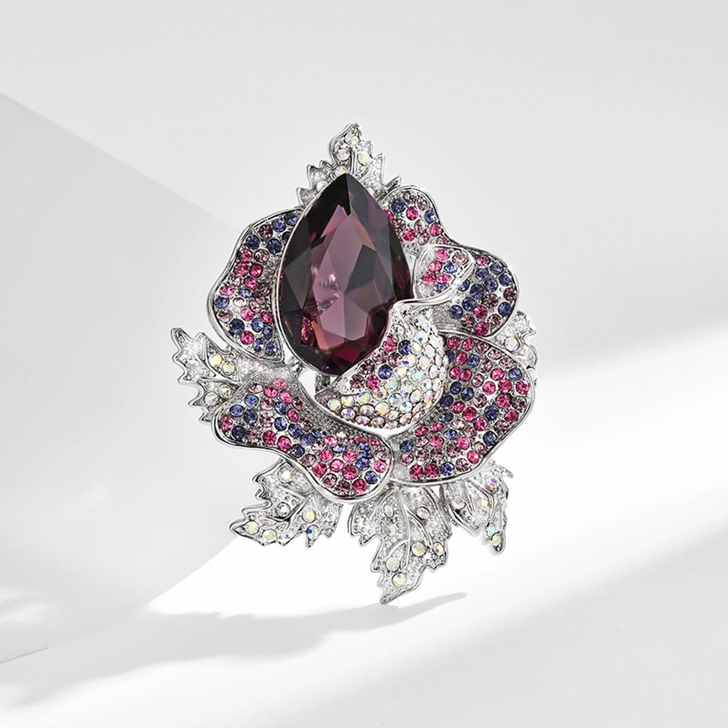 Women's Light Luxury Design Elegant Inlaid Zircon Tassel Flower Brooch Fashionable And Versatile Niche Design Brooch