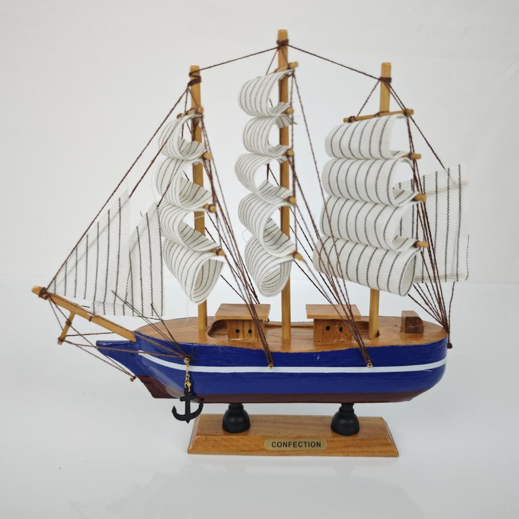24cm Wooden Sailboat Model Mediterranean Decor