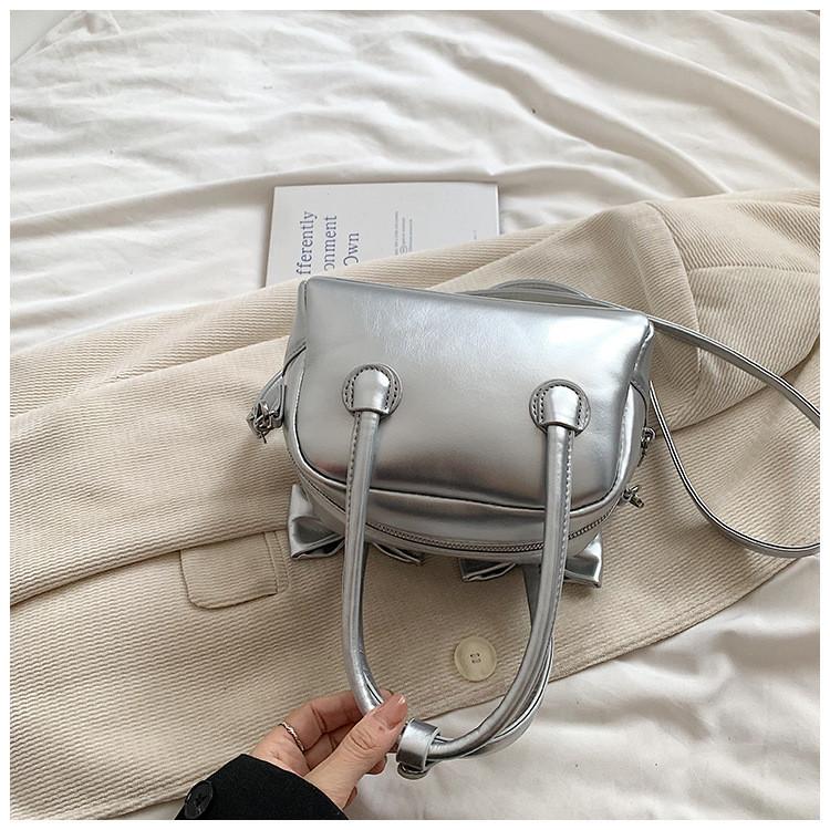 IELGY With Bow Commuter Underarm Bag Spring Summer Portable One-Shoulder Bowling Pillow Bag