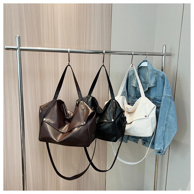 Large Capacity Women's Solid Color Korean Style Fashion Tote Shoulder Bag