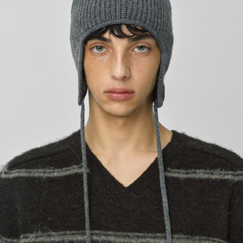 

Шапка-бини Millo Archive с ушками [Угольный] ONE