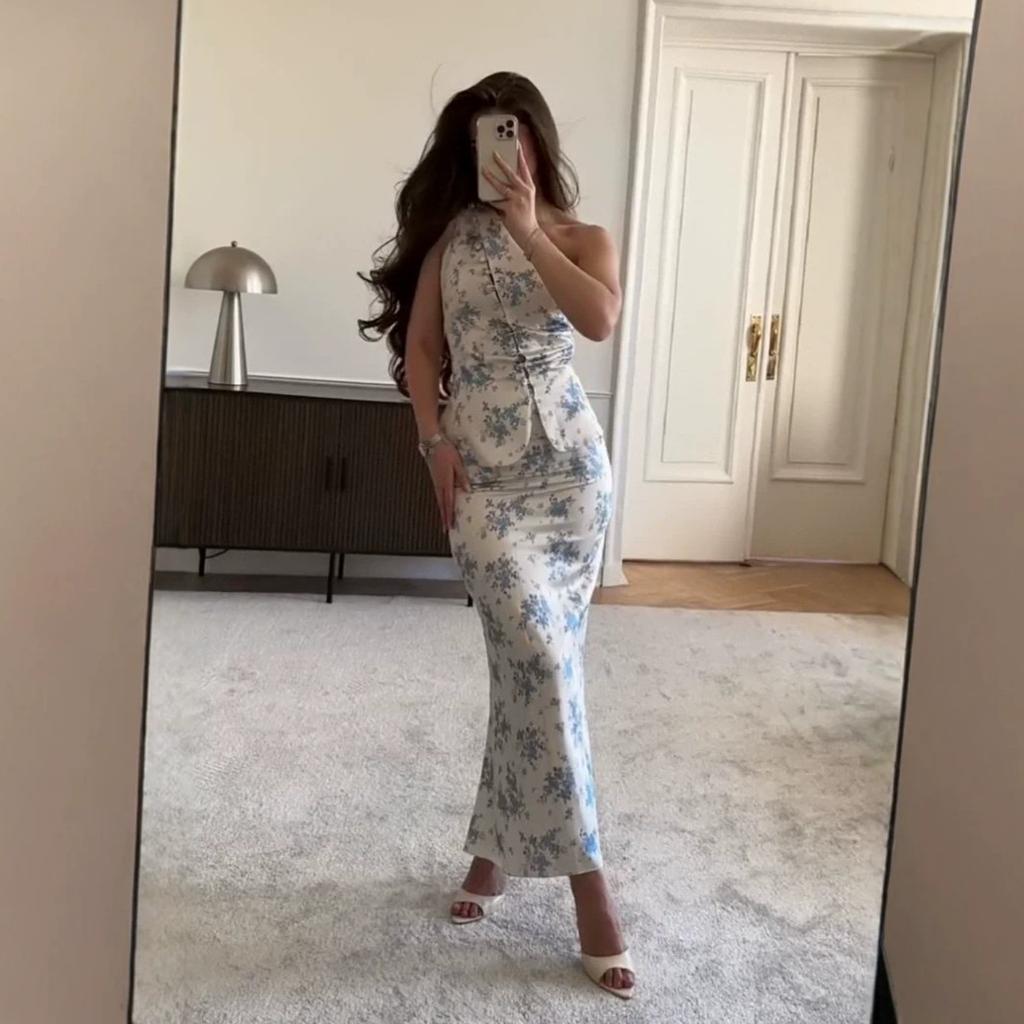 European and American Amazon women's clothing new French floral shoulder slim top + hip slim dress set