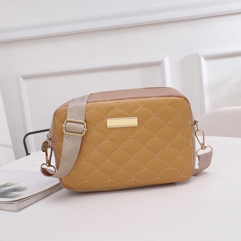 Fashion Embroidered Bag Ladies Bag Versatile New Ladies Shoulder Bag Elegant Large Capacity Messenger Bag