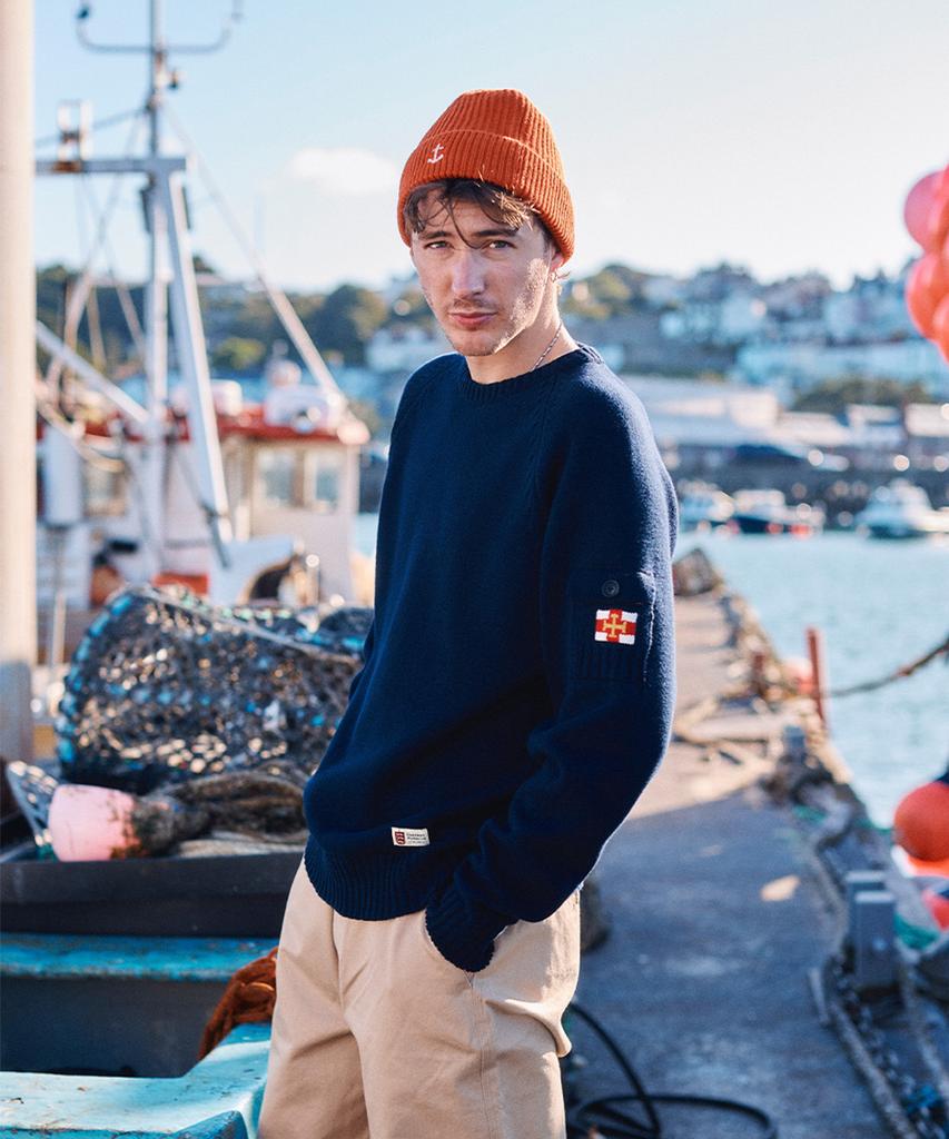 Geonjiulleunseu Cotton Raglan Pocket Sweater - Navy