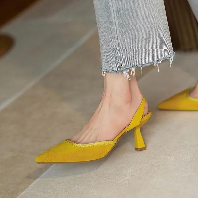 2024 Sexy špičaté sandály Dámský Fairy Style Léto 2024 Nové All-match Tenký podpatek Slingback Temperament Dámské Boty Vysoký podpatek
