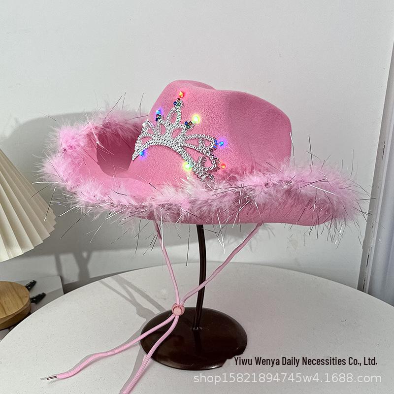 

Розовая ковбойская шляпа с короной из перьев и стразами для фестивалей M (56-58cm)