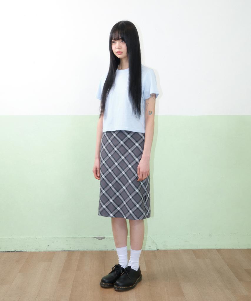 AMES-WORLDWIDE Basic Small Logo Crop Tee Blue