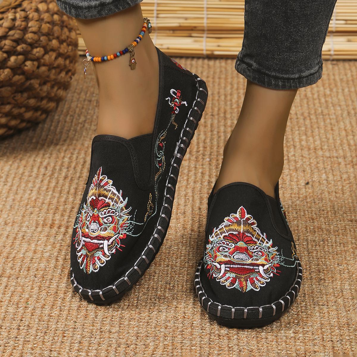 Модные женские туфли на плоской подошве весна/осень с круглым носком на плоской подошве — фото 3