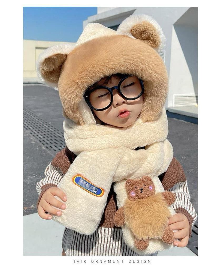 Winter children's hats three-piece baby scarf gloves integrated ear protection hats boys and girls thickened hats super cute