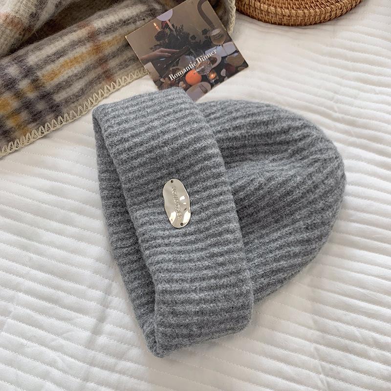 Big Head Circumference Thick Wool Hat Women's Autumn and Winter Loose Warm Cold Hat Ear Protection Show Face Small Beige Knitted Hat