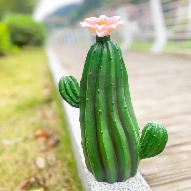 New Cactus Solar Crafts Decoration Patio Decoration Outdoor Garden Balcony Villa Home Decoration Accessories Feng Shui Figure