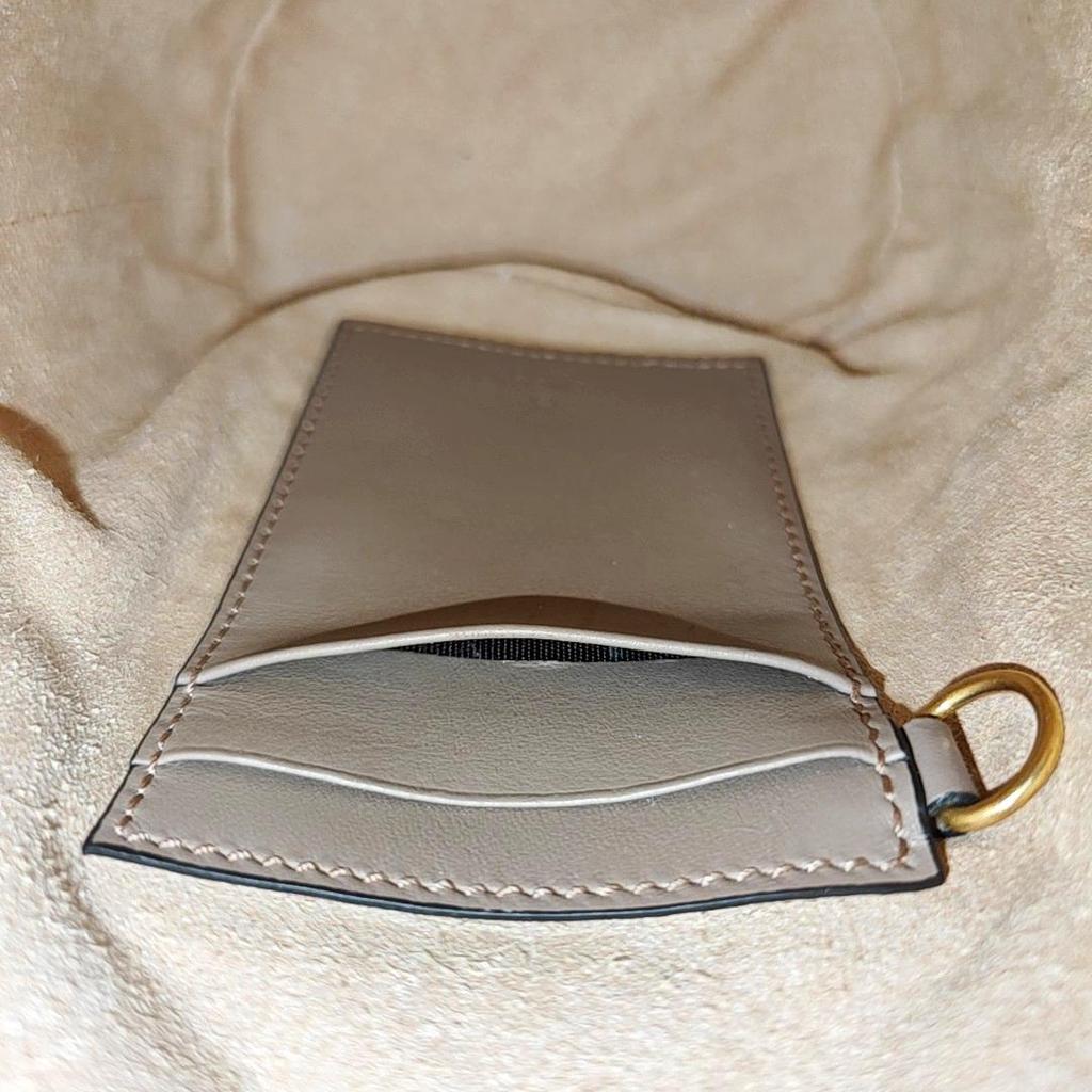 [Usato] Borsa a secchiello mini Gucci GG Marmont 2.0 'Porcelain Rose' - Ottime condizioni #1TOZO0P