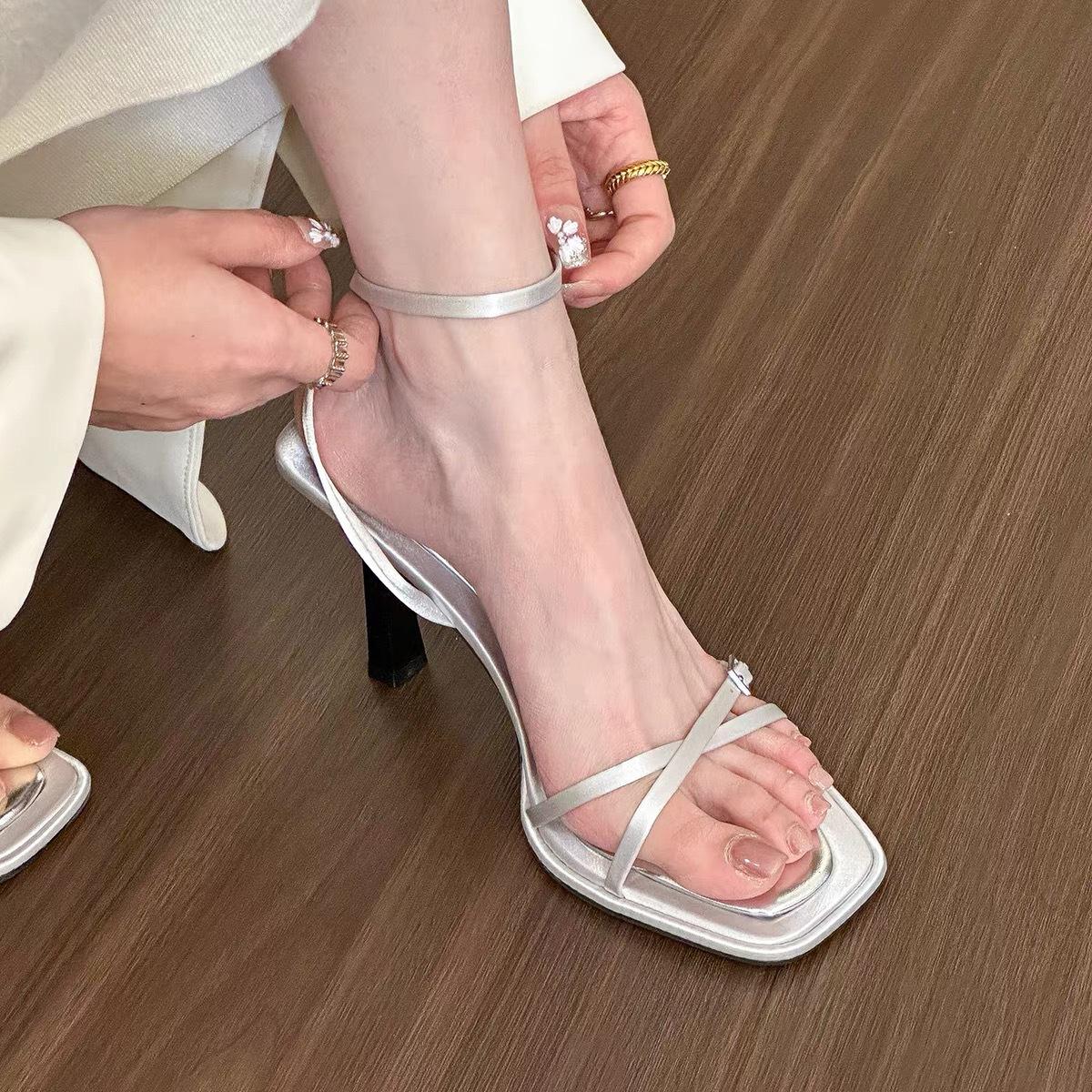 

Fashion Leopard Print Women High Heel Sandals 2025 Summer Open-toe Causal Sandals New Fashion Hollow-out Ladies Formal Thin High Shoes 35