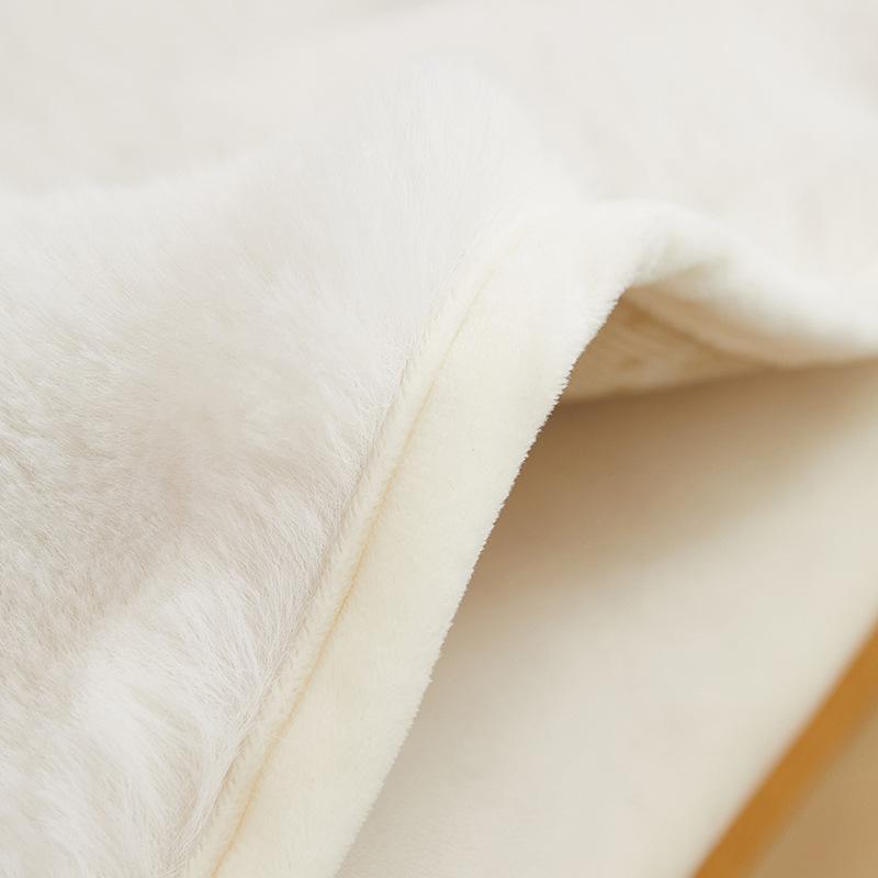 Premium Winter Plush Seat Cushion Thick Warm Non-Slip Chair Pad for Office Home Comfort Soft Cover